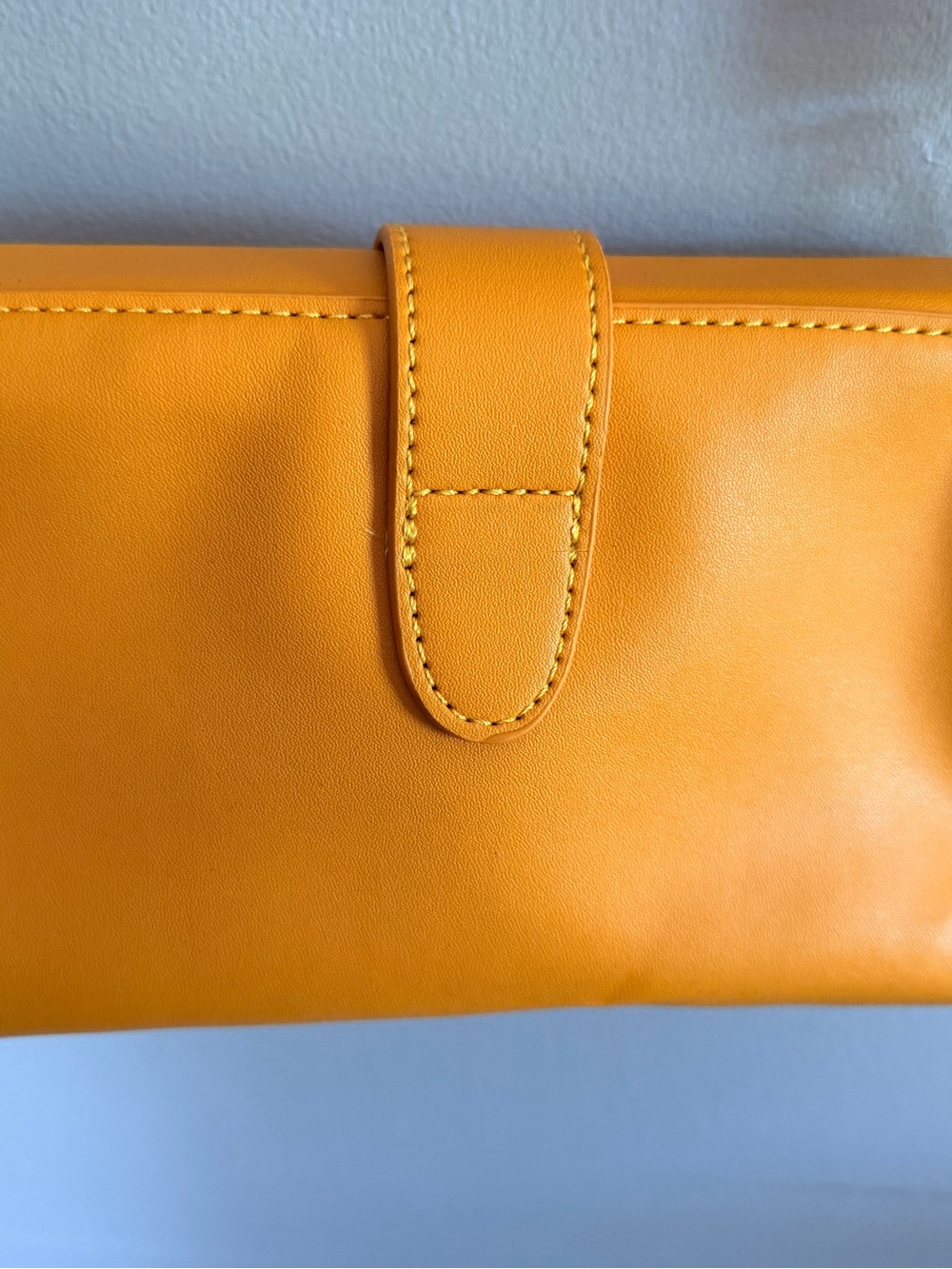 Women’s Crossbody Bag in Mustard - Classic Structured Shoulder Purse - Picture 5 of 6